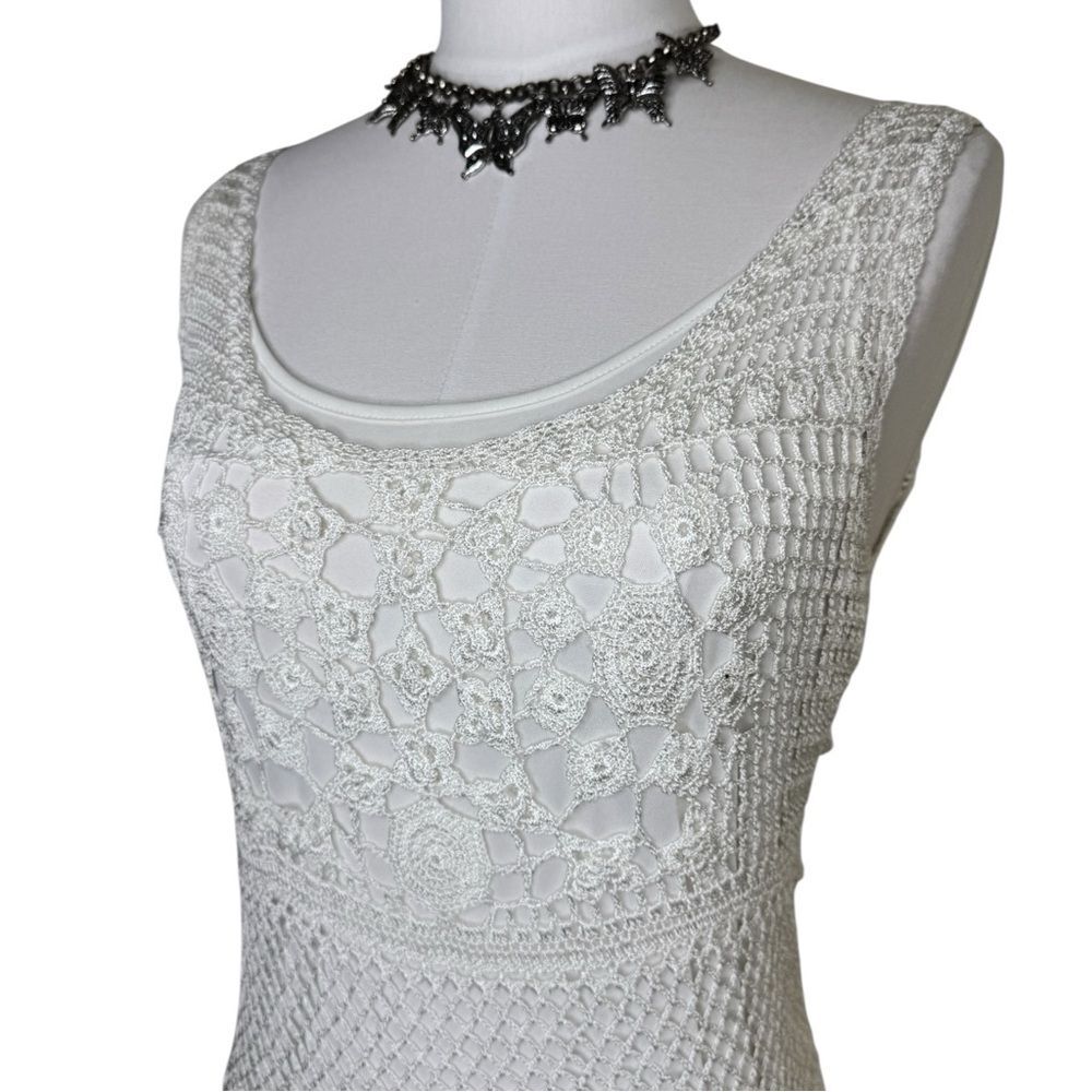 Y2K V Cristina White Boho Crochet Sheer Tank Size Medium